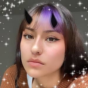 Meet your Posher, Gabriela